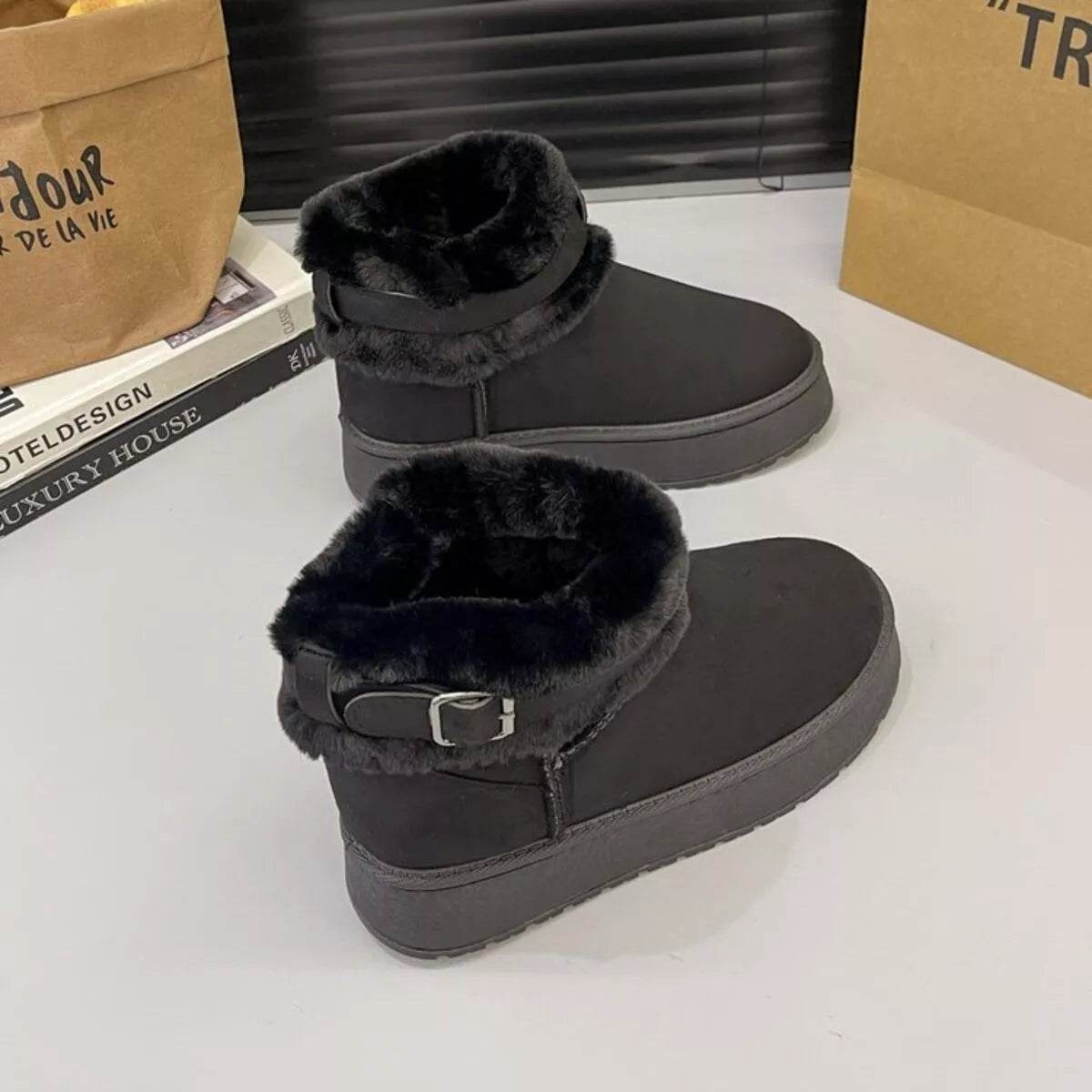 Round Toe Platform Boots - ELY VESSA LLC