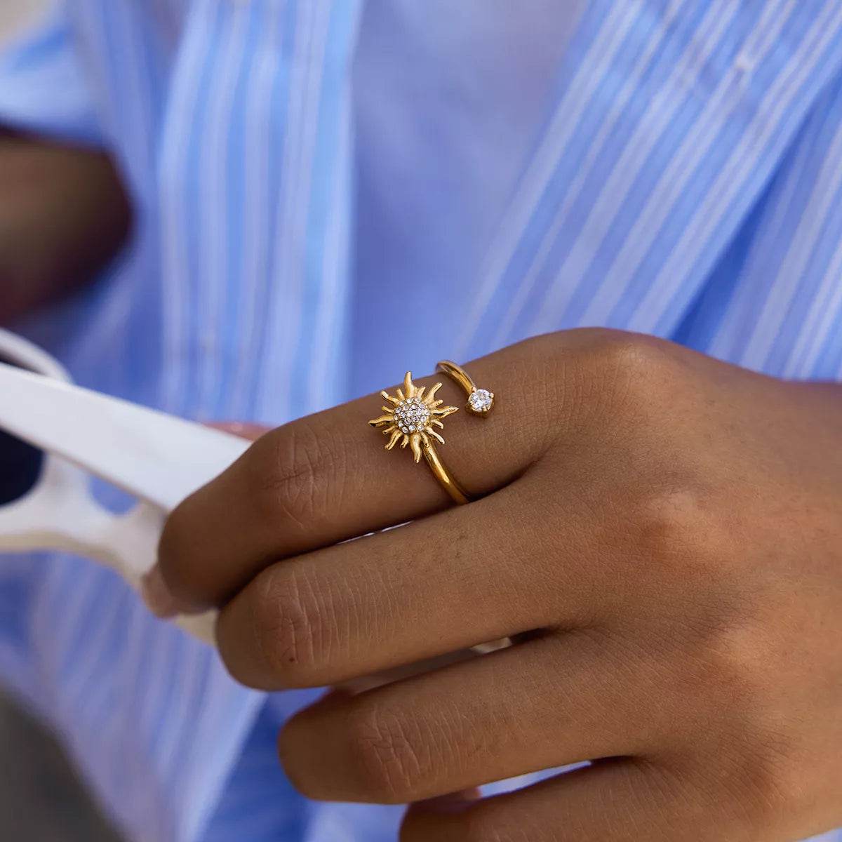 18K Gold-Plated Zircon Sun Bypass Ring - ELY VESSA LLC