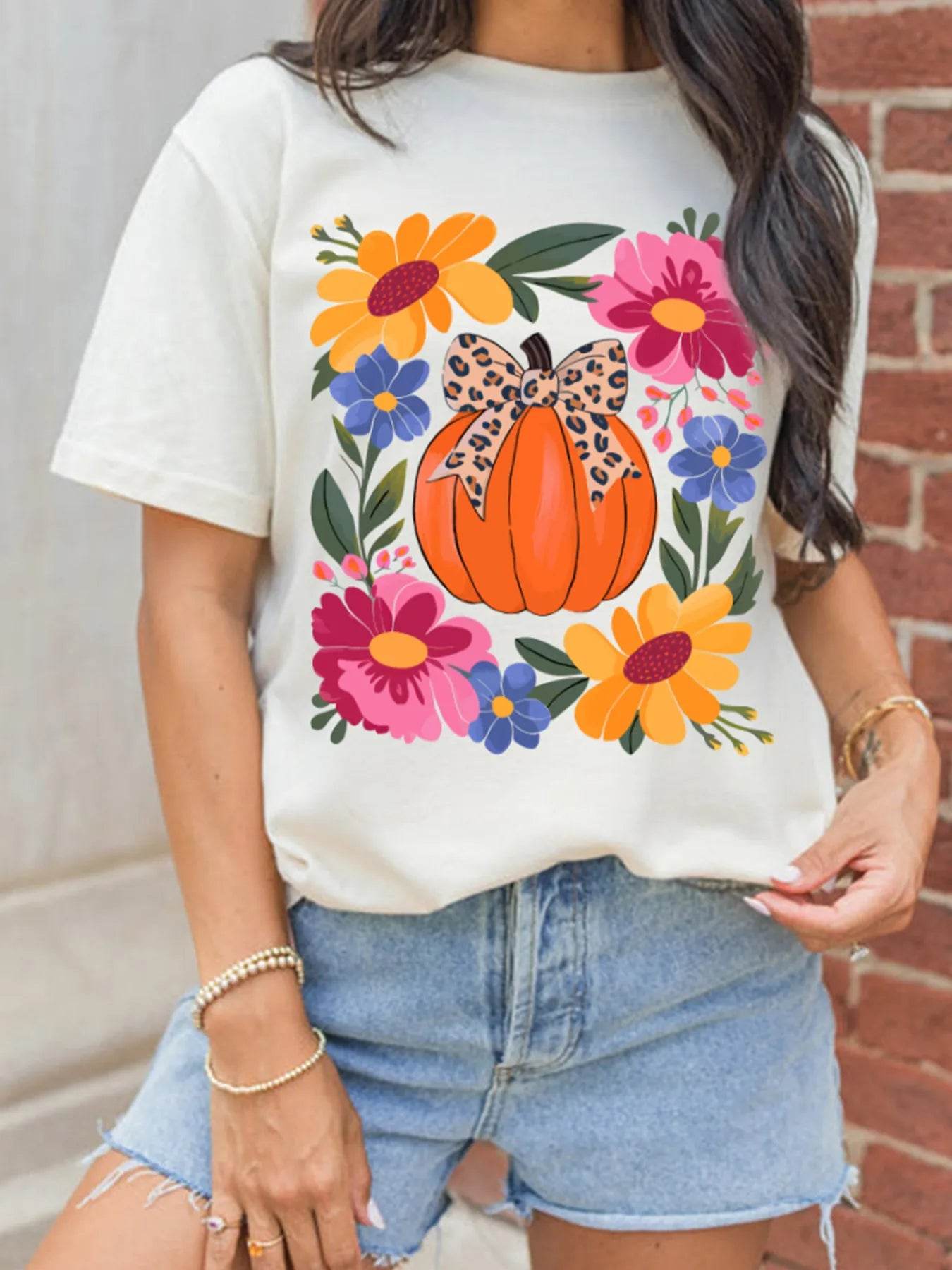Pumpkin Floral Graphic Round Neck T-Shirt - ELY VESSA LLC