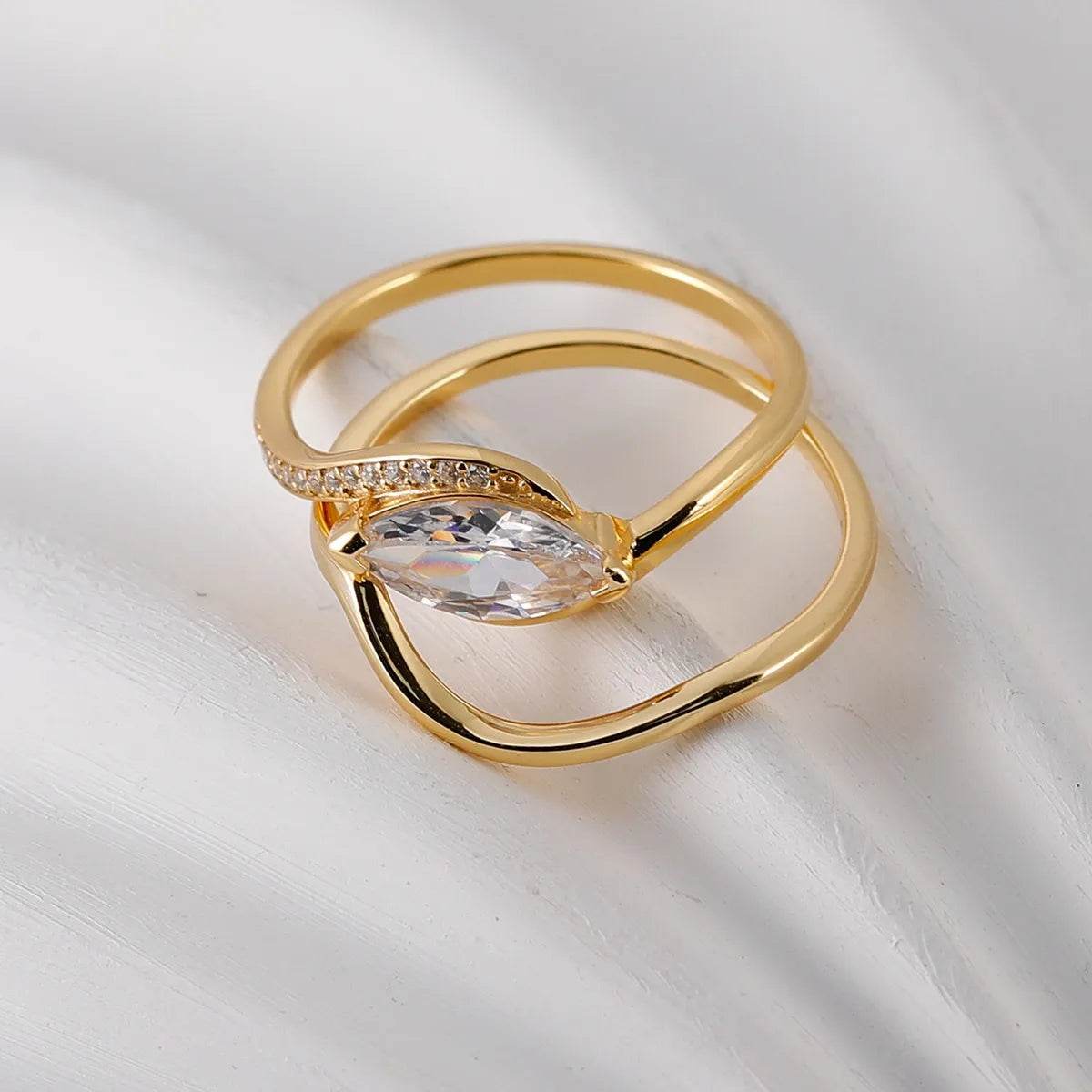 1 Carat Moissanite 925 Sterling Silver 2pcs Ring Set - ELY VESSA LLC