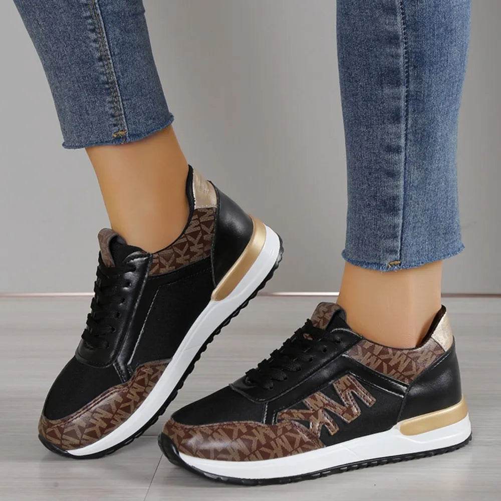 Contrast Lace Up Round Toe Sneakers - ELY VESSA LLC