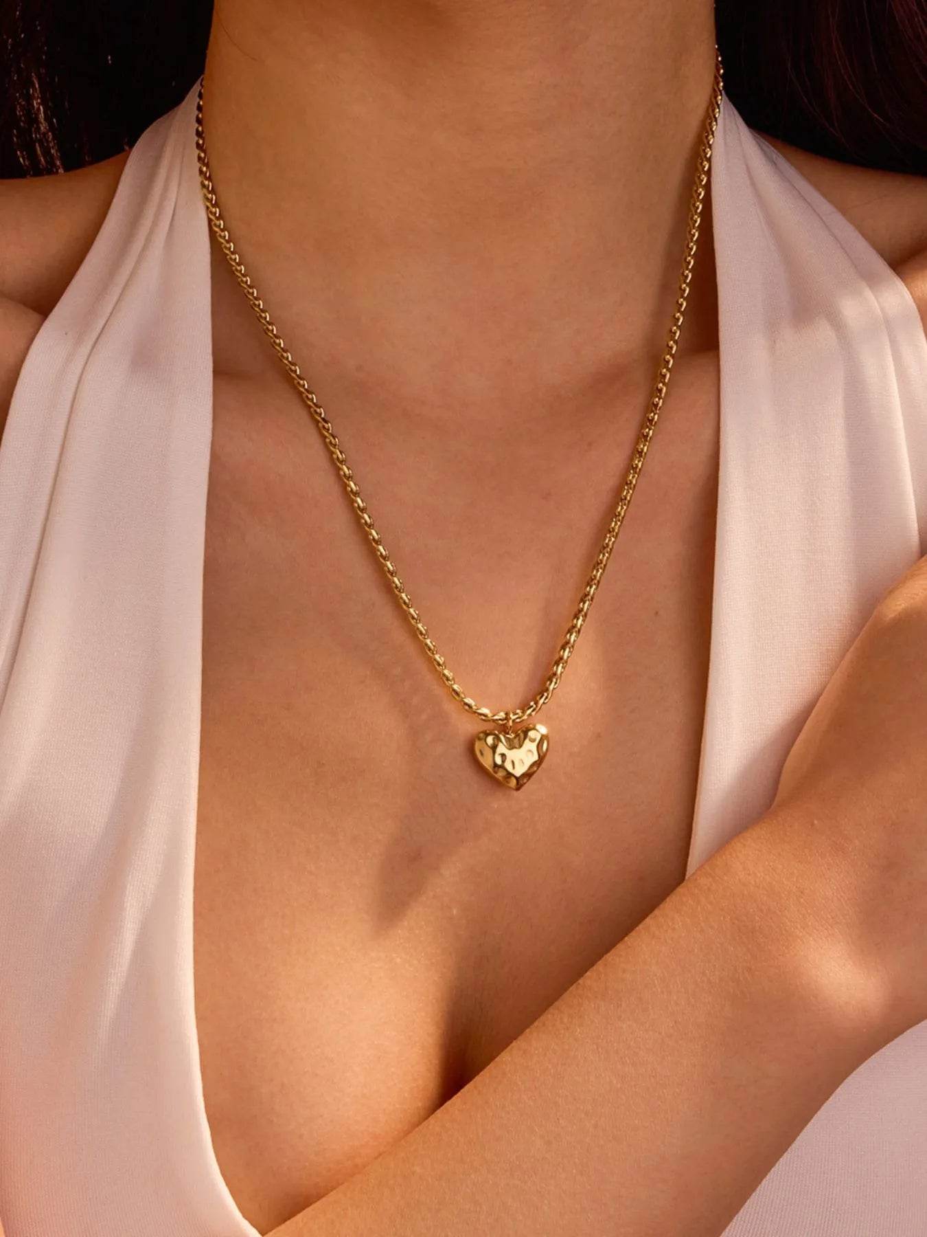 18K Gold-Plated Stainless Steel Heart Pendant Necklace - ELY VESSA LLC