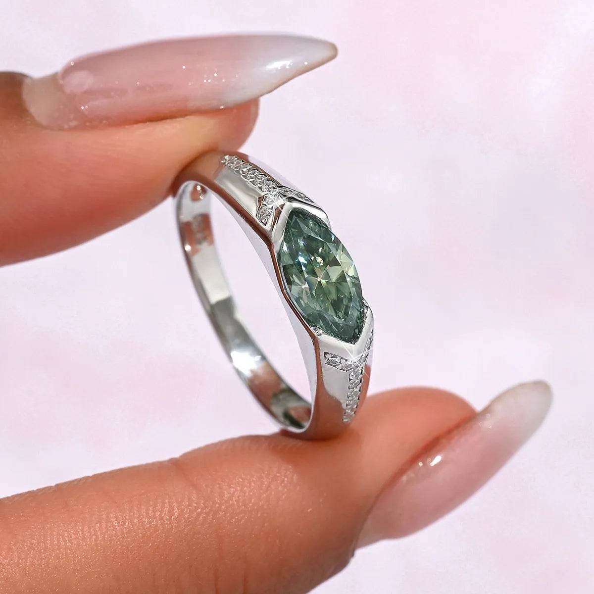 1 Carat Moissanite 925 Sterling Silver Ring - ELY VESSA LLC