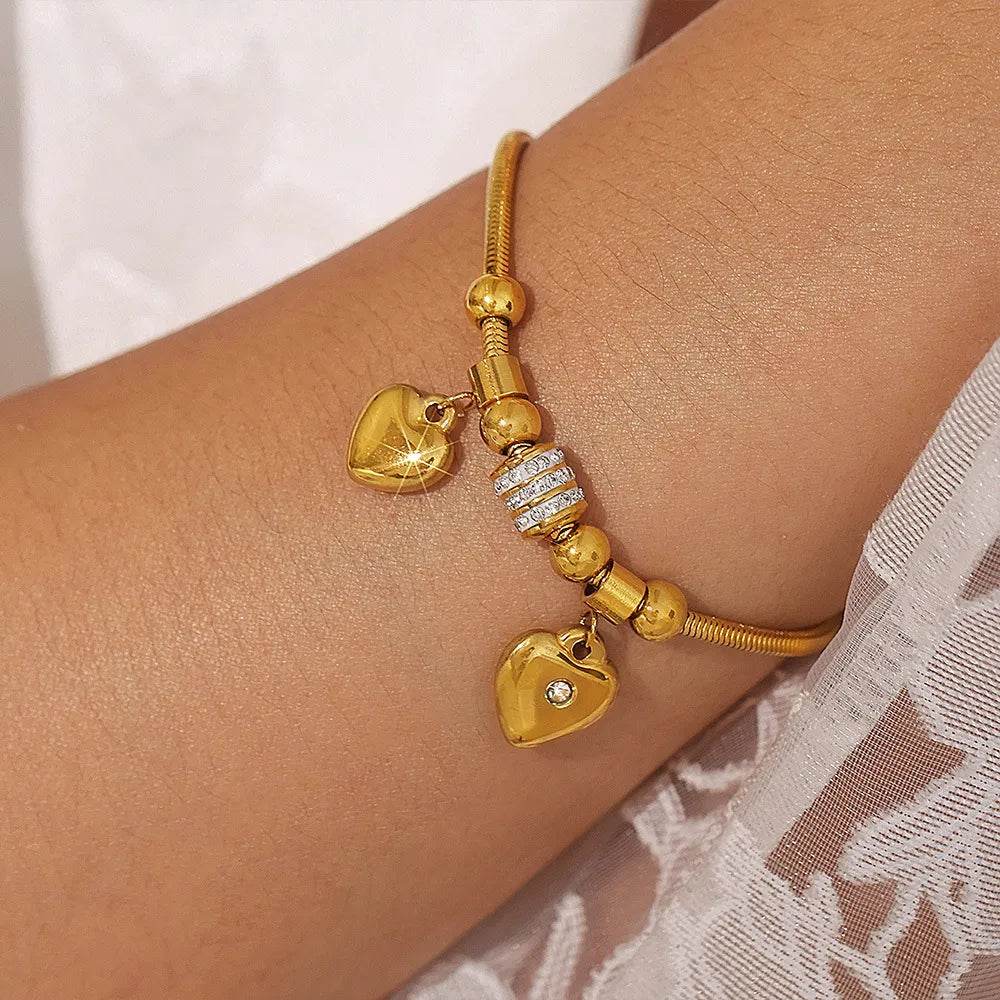 18K Gold-Plated Rhinestone Heart Charm Bracelet - ELY VESSA LLC