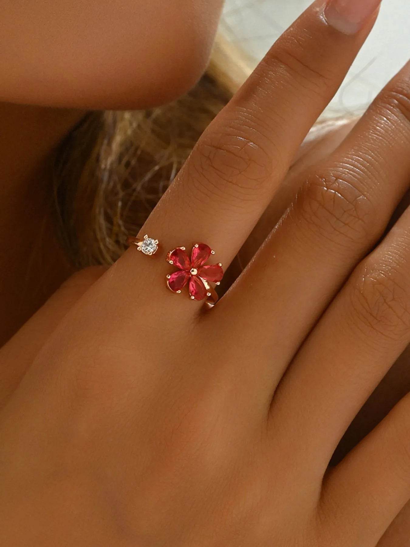 18K Gold-Plated Stainless Steel Zircon Flower Ring - ELY VESSA LLC