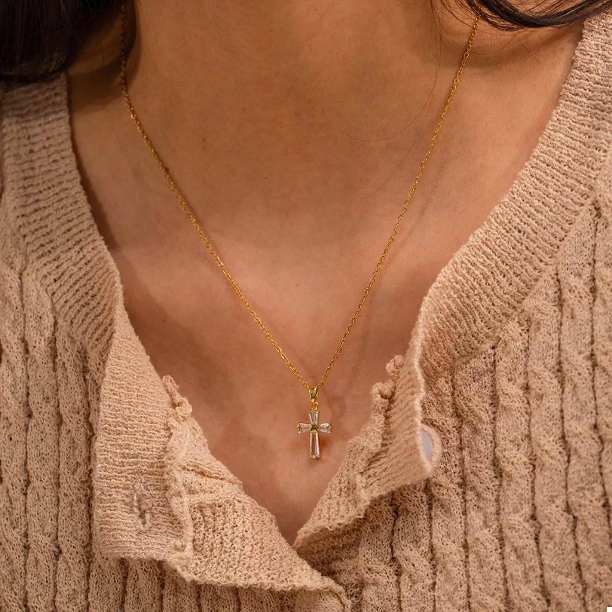 18K Gold-Plated Stainless Steel Zircon Cross Necklace - ELY VESSA LLC