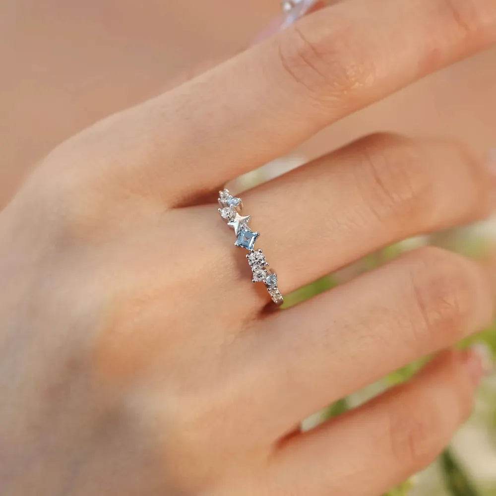 Star Inlaid Zircon Ring - ELY VESSA LLC