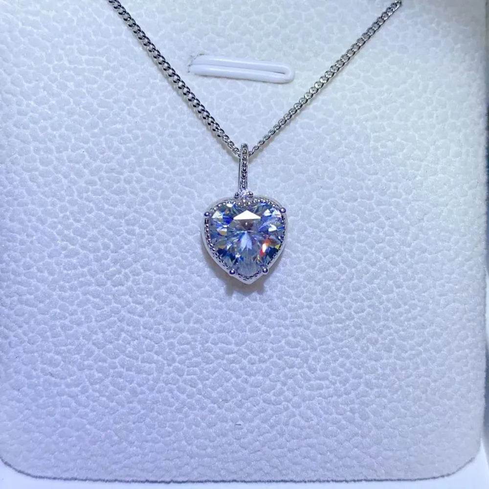 2 Carat Moissanite 925 Sterling Silver Necklace - ELY VESSA LLC