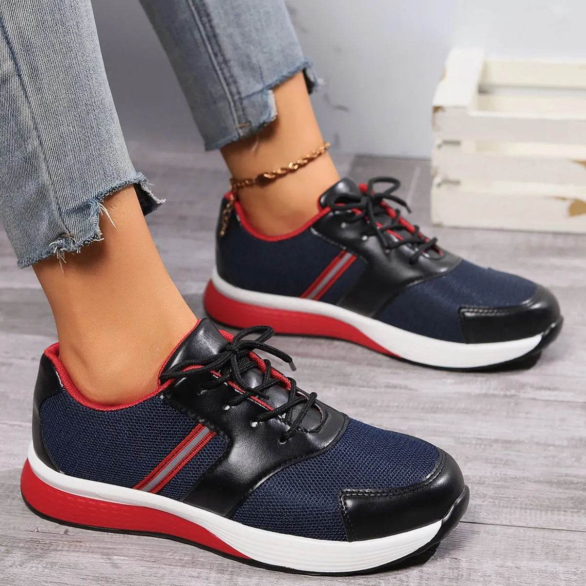 Round Toe Platform Sneakers - ELY VESSA LLC