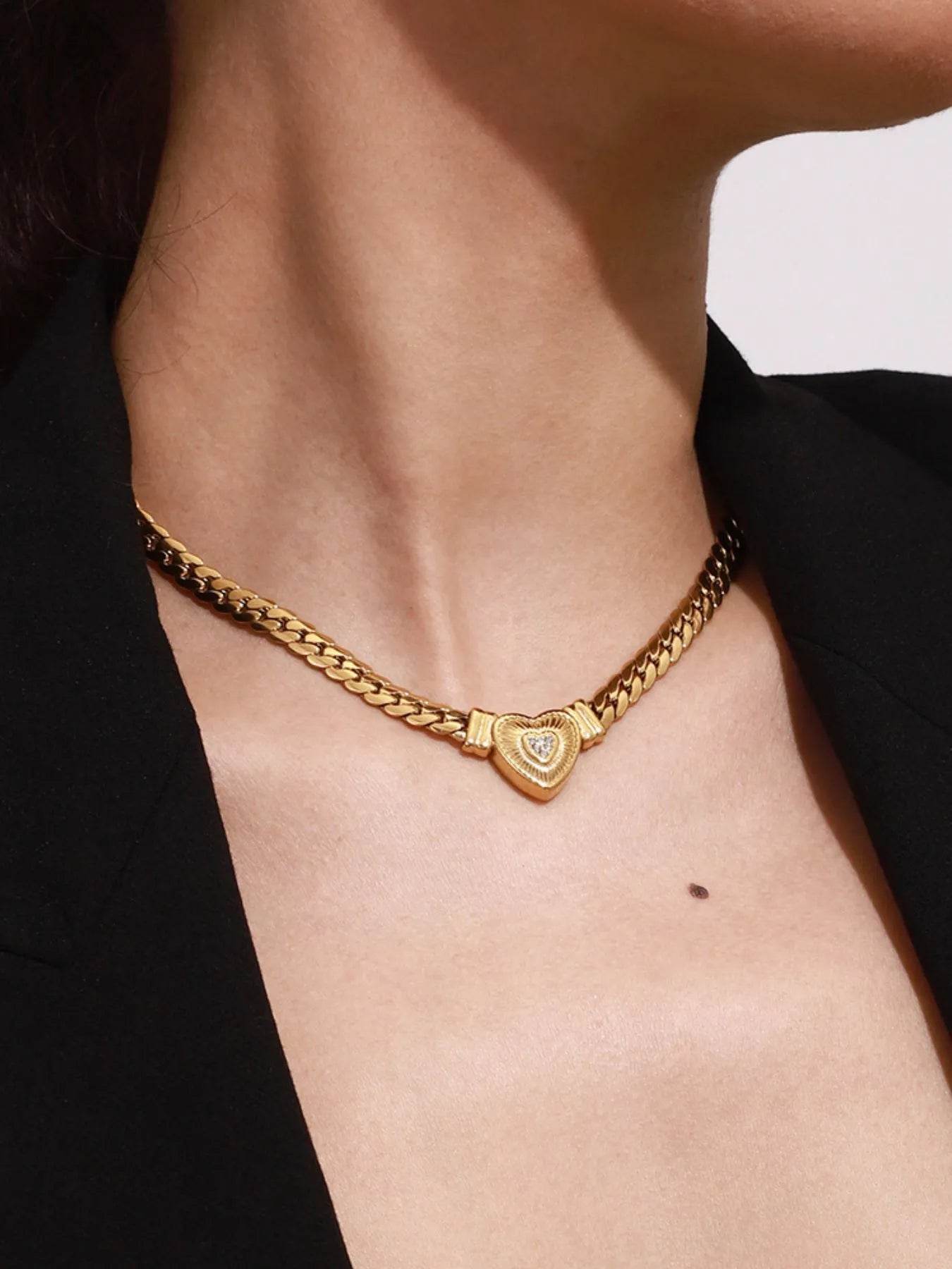 18K Gold-Plated Inlaid Zircon Heart Chain Necklace - ELY VESSA LLC