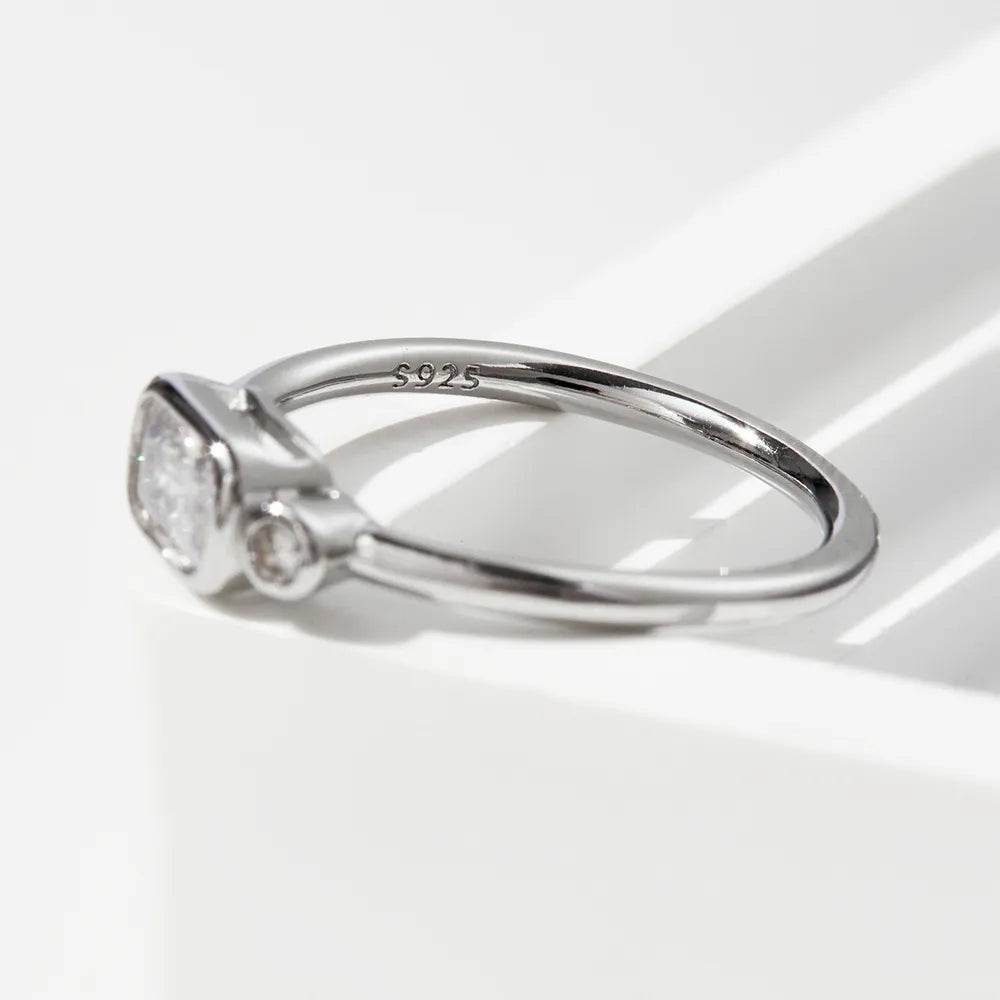 925 Sterling Silver Geometric Zircon Ring - ELY VESSA LLC