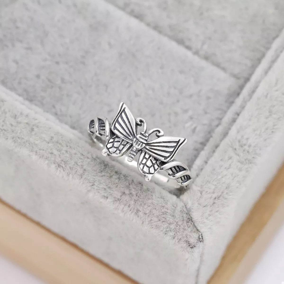 925 Sterling Silver Butterfly Ring - ELY VESSA LLC