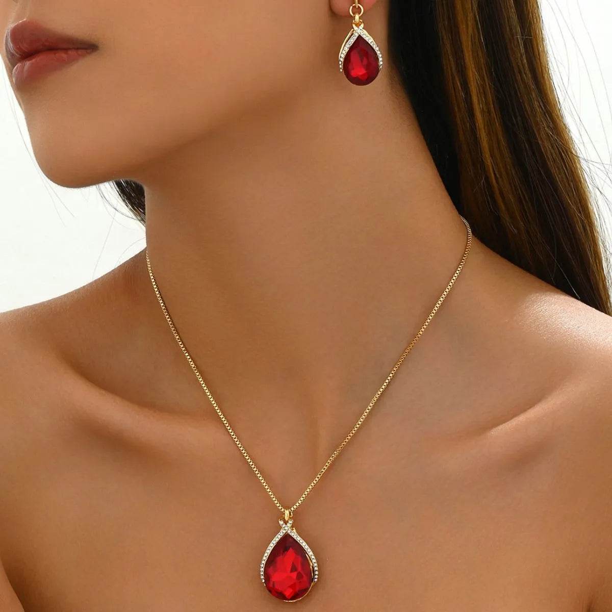 18K Gold-Plated Rhinestone Teardrop Necklace and Earrings Jewelry Set - ELY VESSA LLC