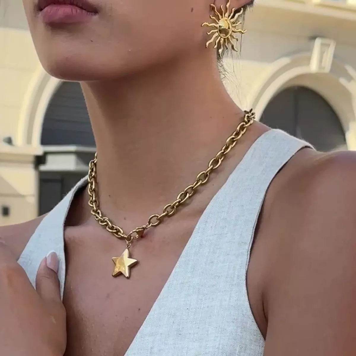 18K Gold-Plated Star Necklace - ELY VESSA LLC