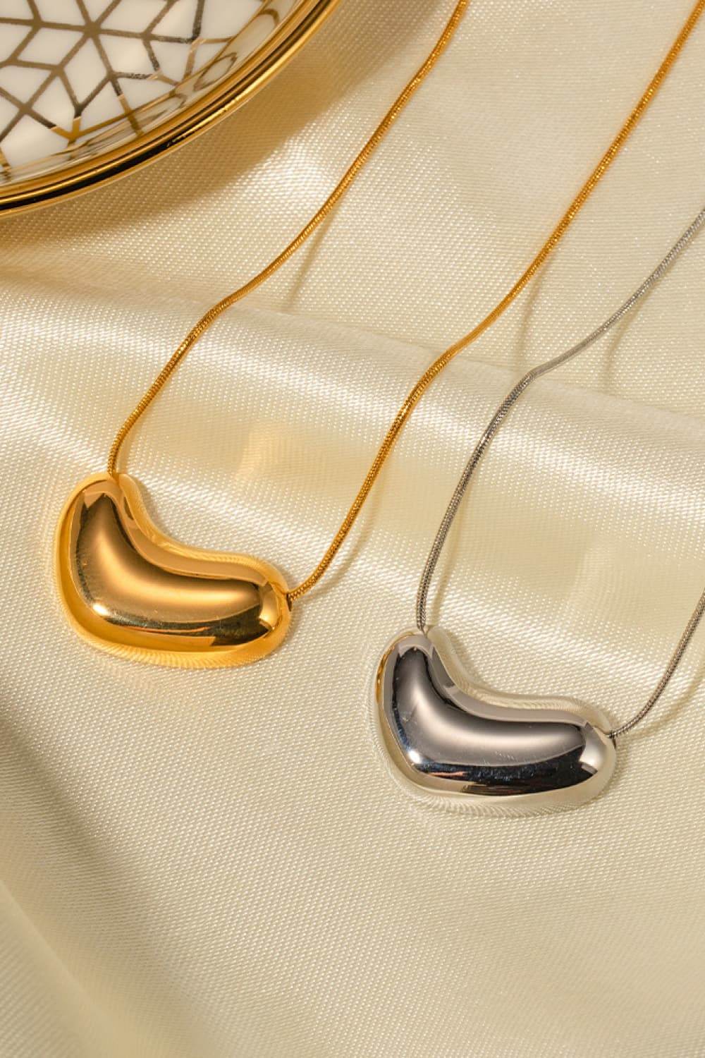Heart Shape Pendant Necklace - ELY VESSA LLC