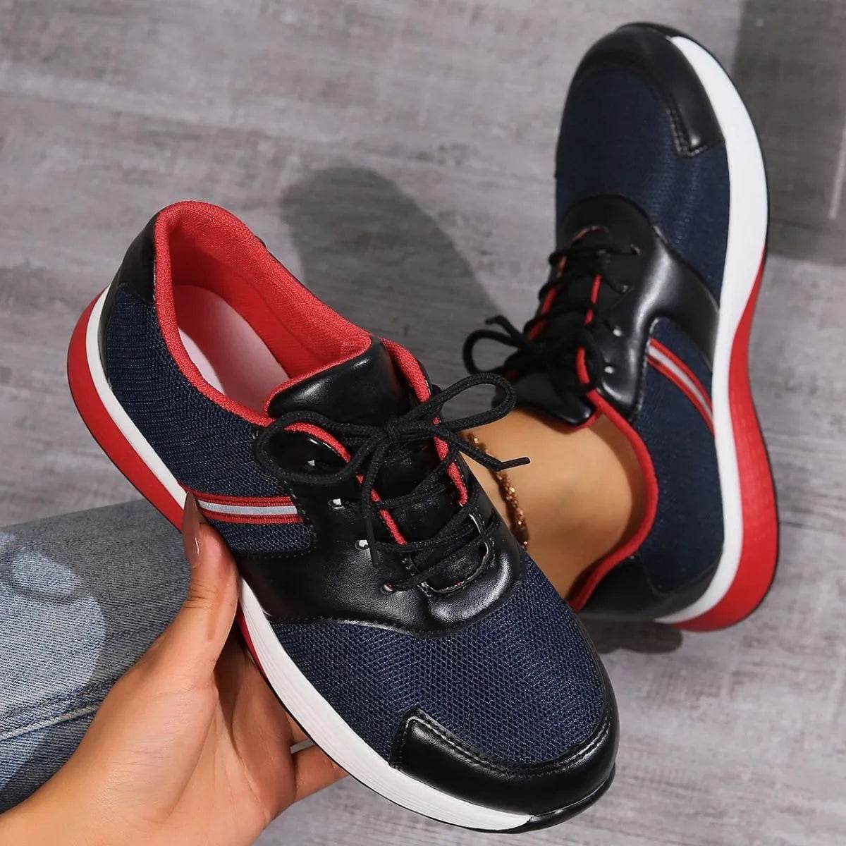 Round Toe Platform Sneakers - ELY VESSA LLC