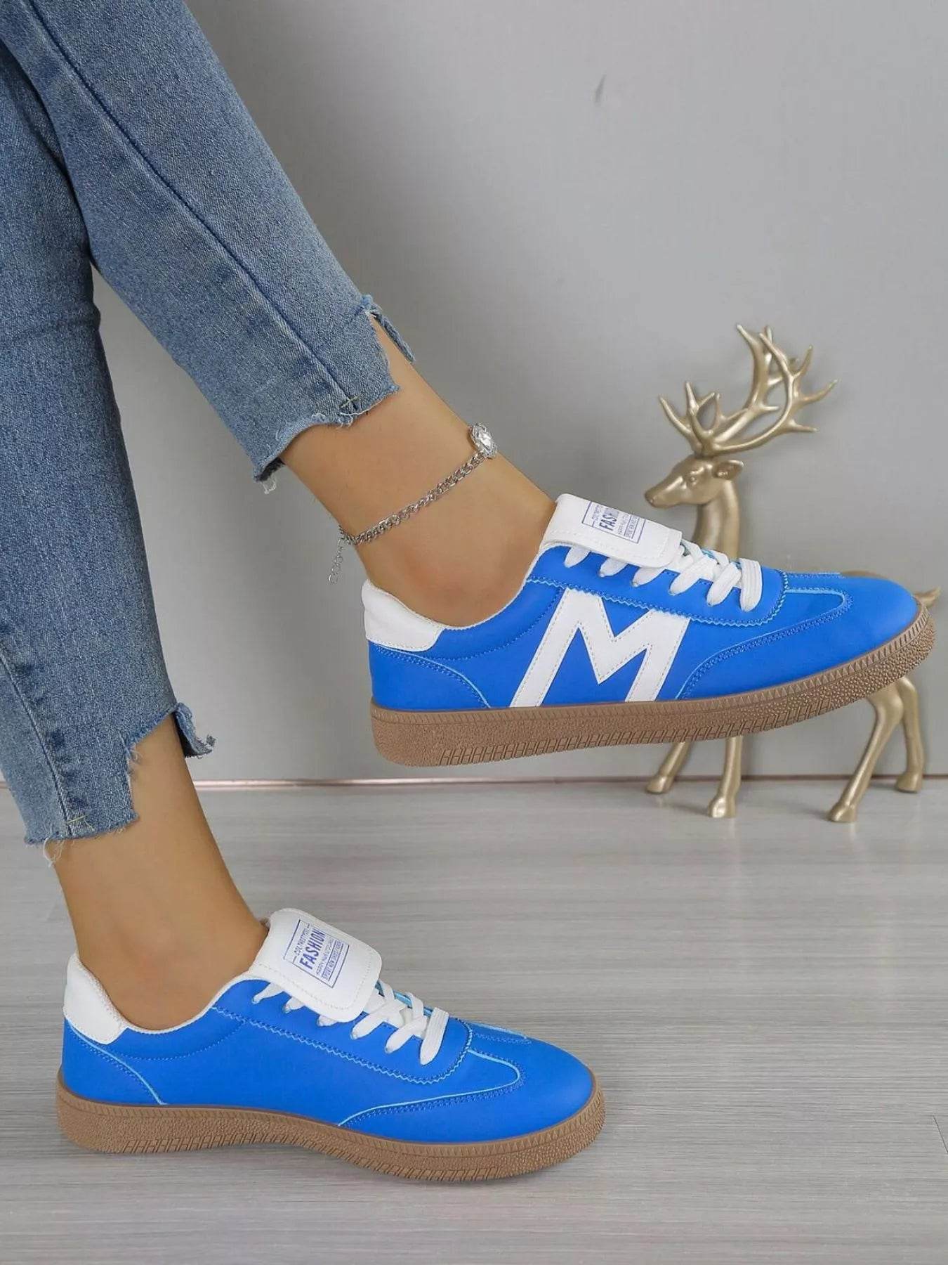Round Toe Lace Up Sneakers - ELY VESSA LLC