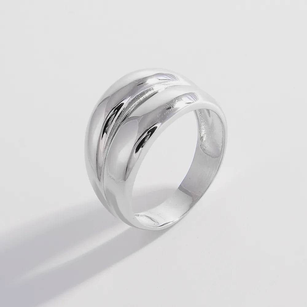 925 Sterling Silver Bulging Ring - ELY VESSA LLC