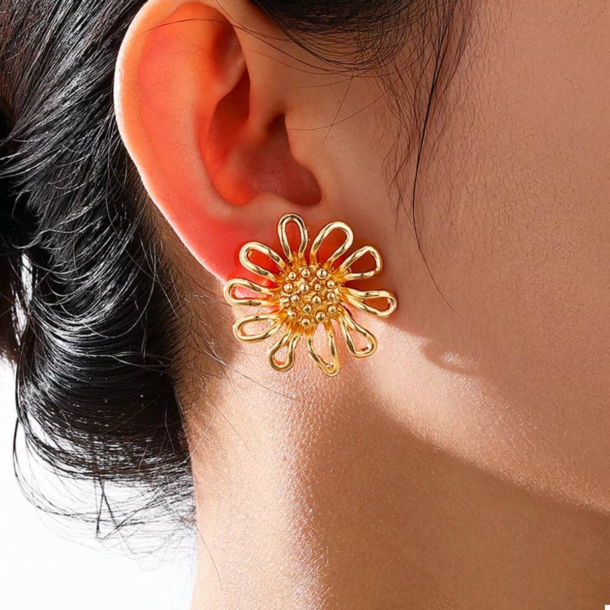 18K Gold-Plated Flower Stud Earrings - ELY VESSA LLC