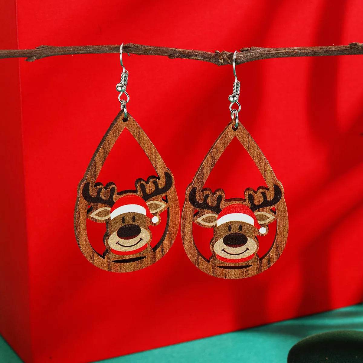 Christmas Reindeer Teardrop Dangle Earrings - ELY VESSA LLC