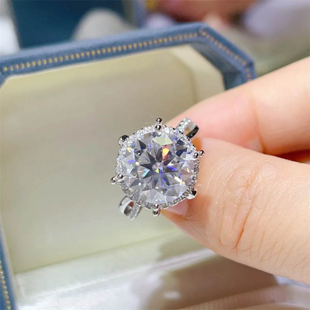 5 Carat Round Cut Moissanite Engagement Ring - ELY VESSA LLC