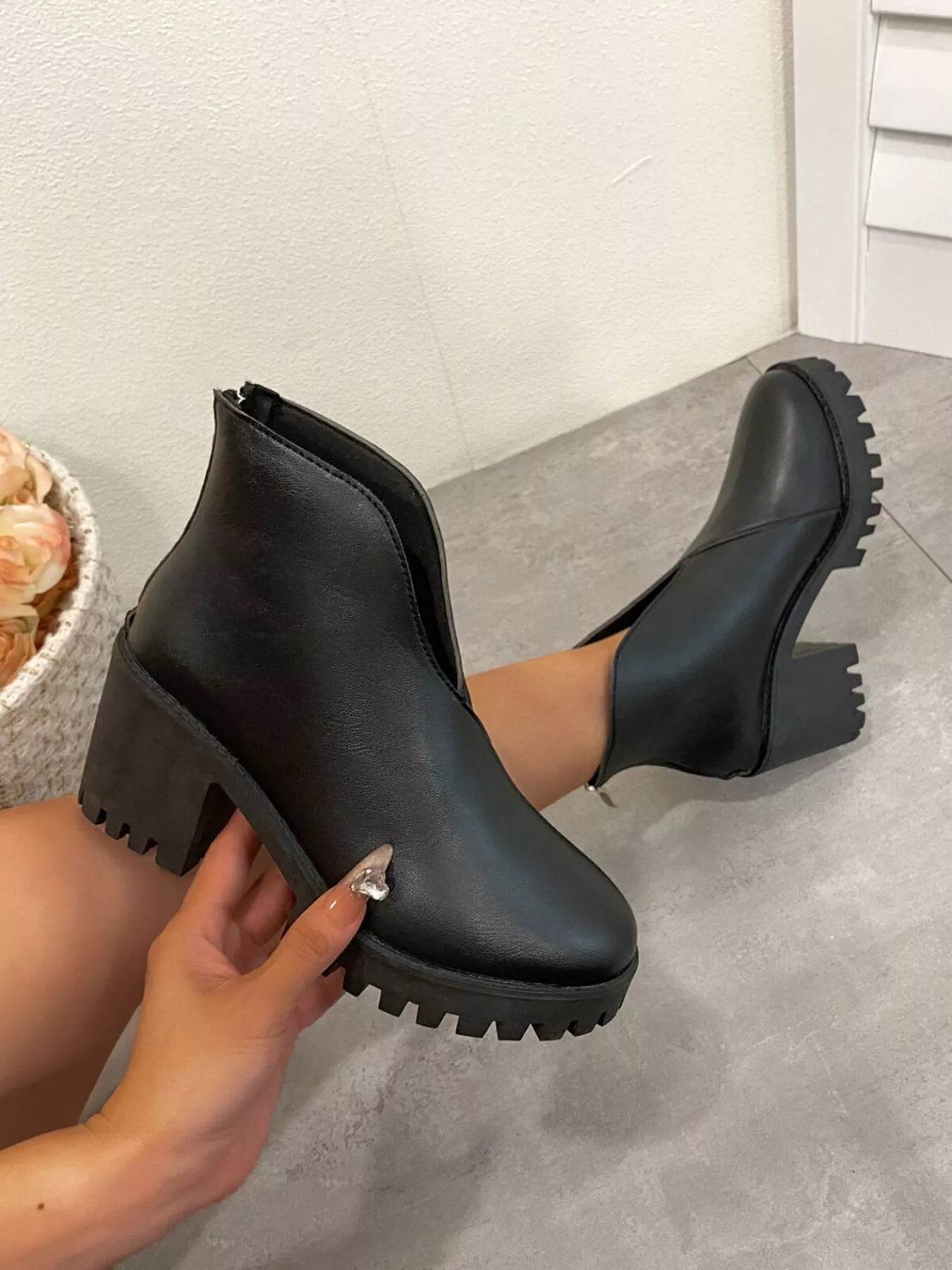 Round Toe Block Heels Boots - ELY VESSA LLC