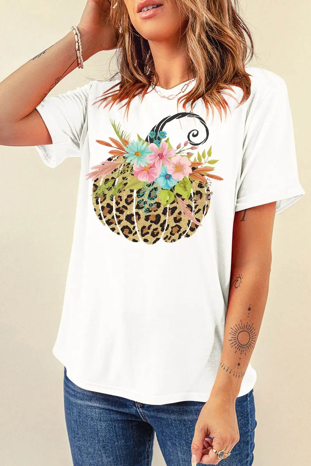 Pumpkin Graphic Round Neck Short Sleeve T-Shirt - ELY VESSA LLC