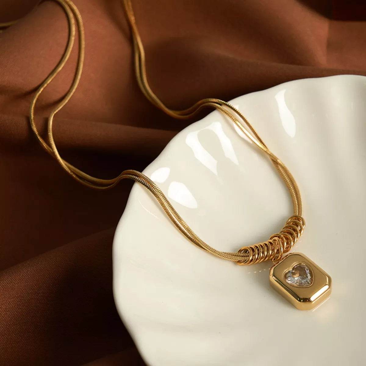 18K Gold-Plated Zircon Heart Necklace - ELY VESSA LLC