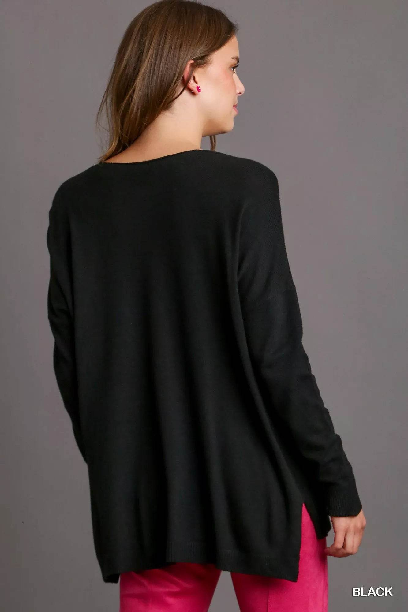 Umgee V-Neck High Low Hem Knit Top with Side Slit - ELY VESSA LLC