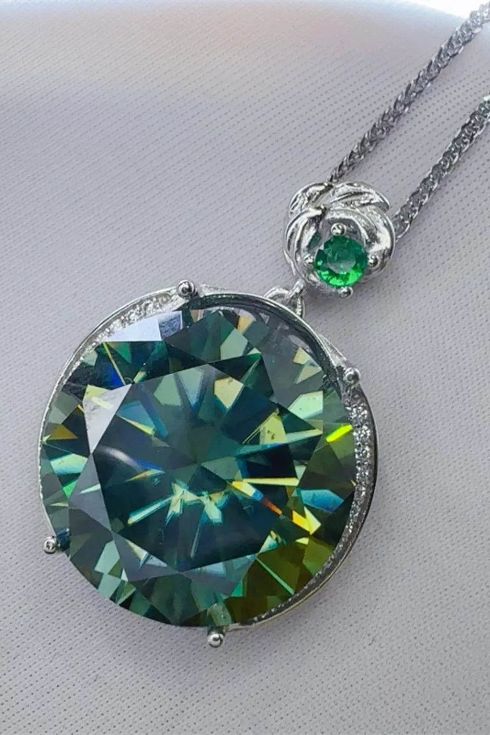 20 Carat Moissanite 925 Sterling Silver Pendant Necklace - ELY VESSA LLC