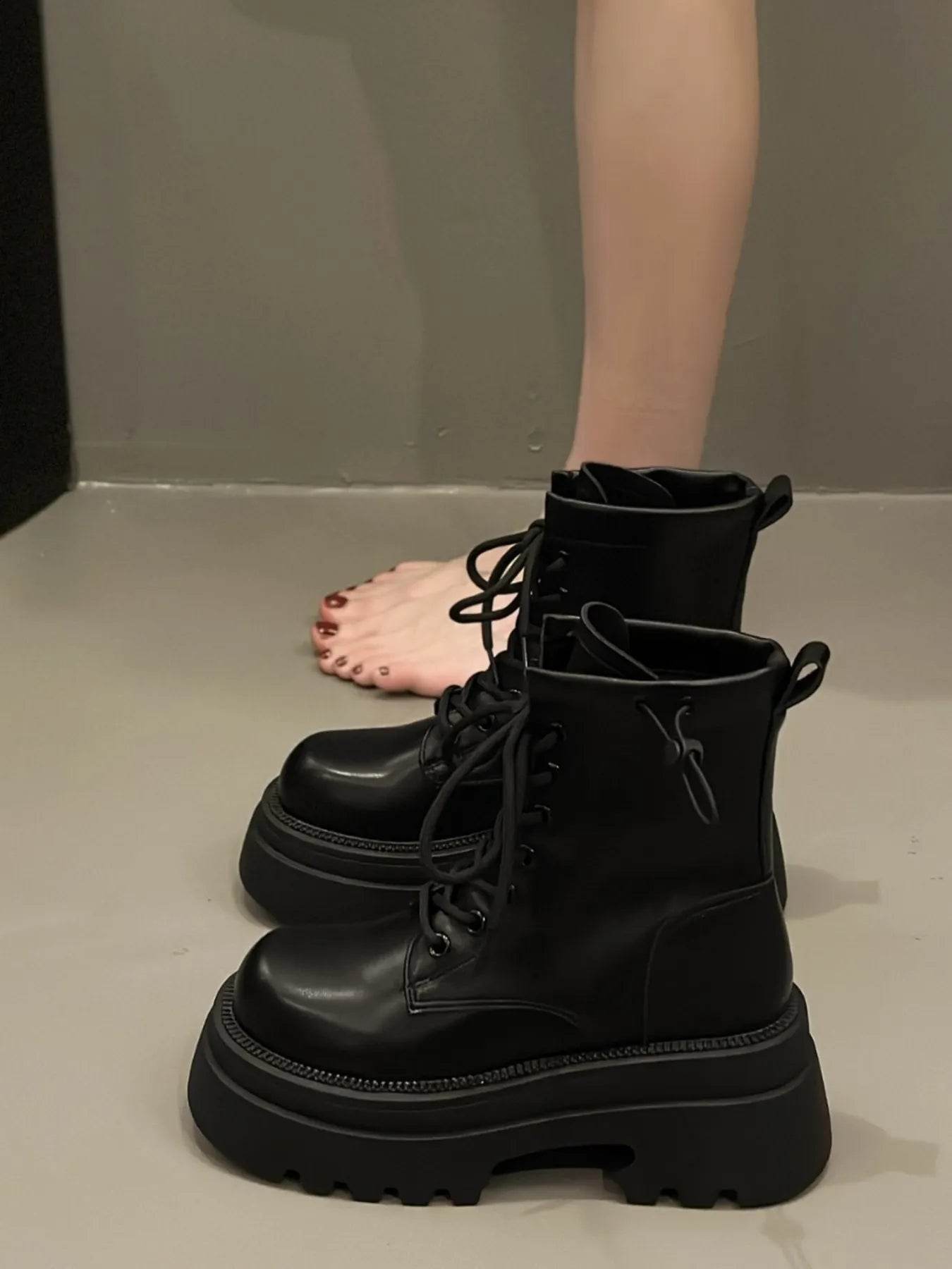 Lace Up Platform Boots - ELY VESSA LLC