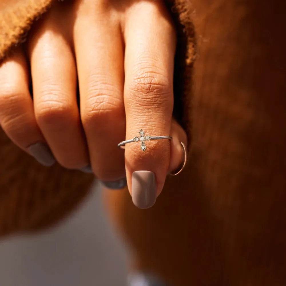925 Sterling Silver Cross Ring - ELY VESSA LLC