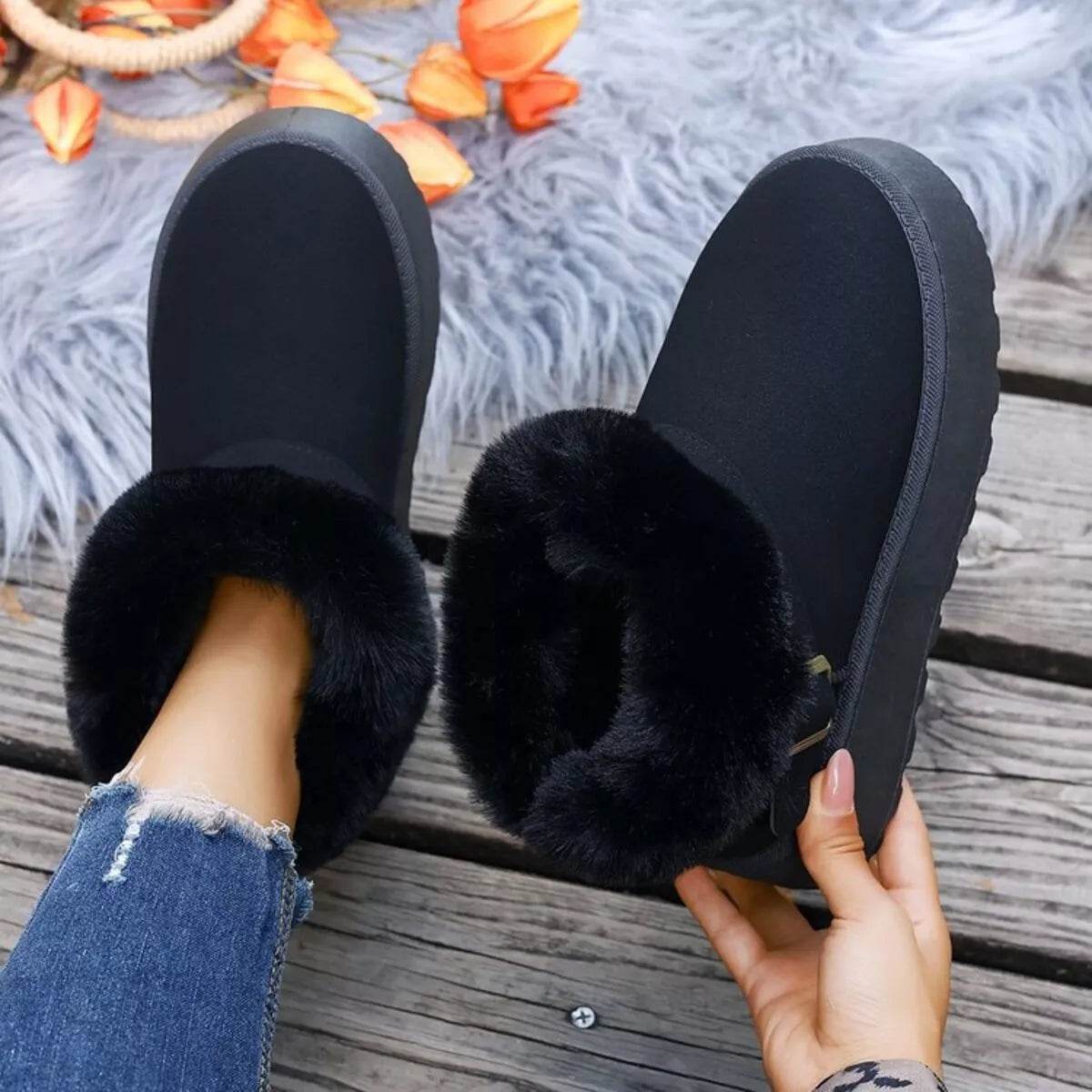 Round Toe Platform Boots - ELY VESSA LLC