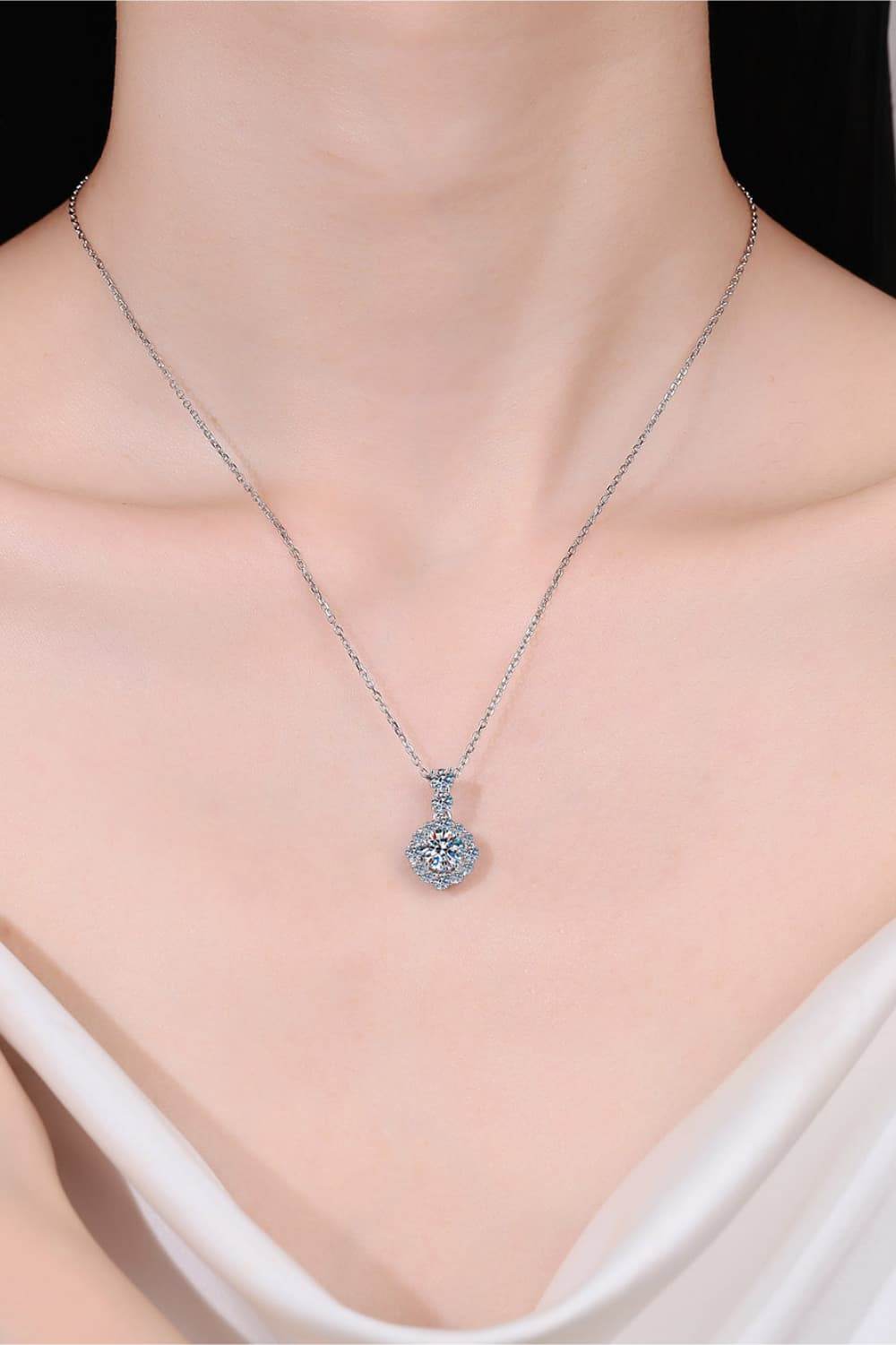 1 Carat Moissanite 925 Sterling Silver Necklace - ELY VESSA LLC