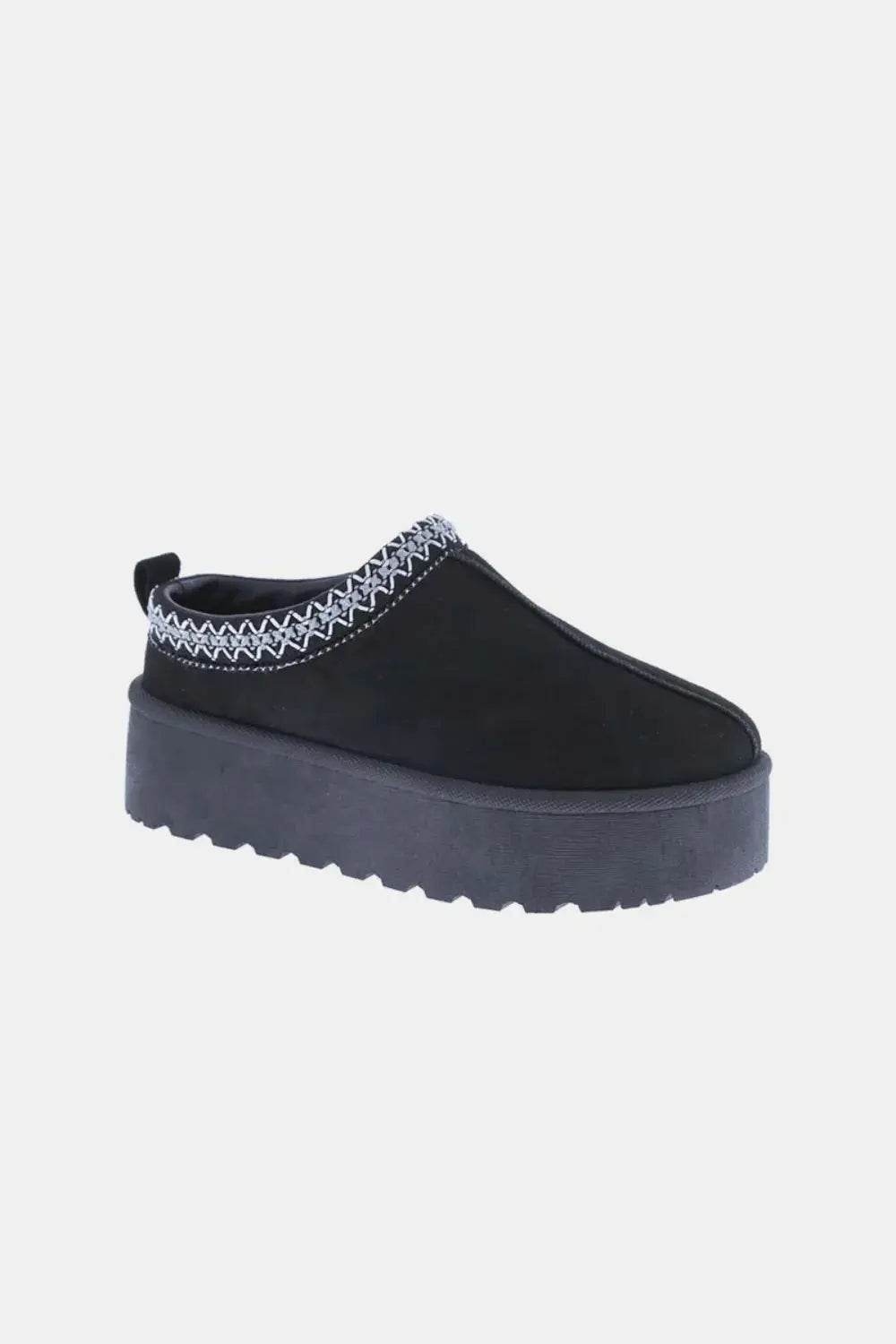 Weeboo Platform Embroidered Trim Slip-On Boots - ELY VESSA LLC