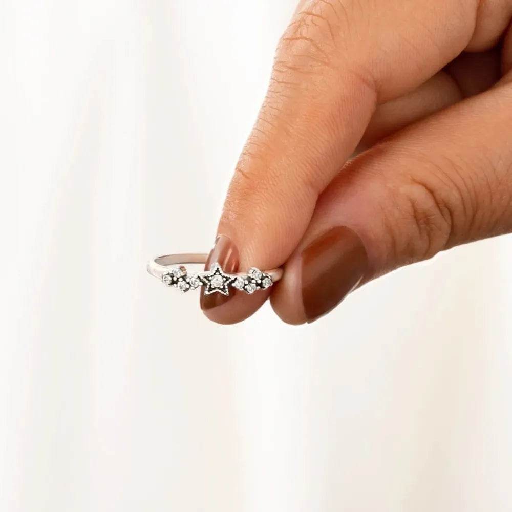 925 Sterling Silver Star Ring - ELY VESSA LLC