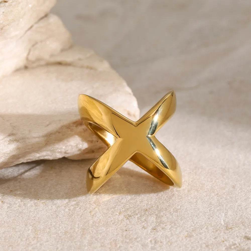 18K Gold-Plated Crisscross Ring - ELY VESSA LLC