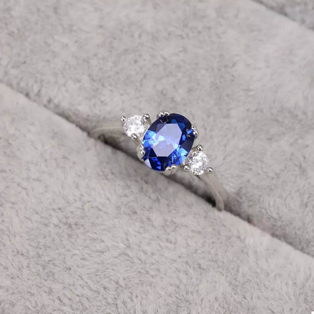 925 Sterling Silver Oval Ring - ELY VESSA LLC