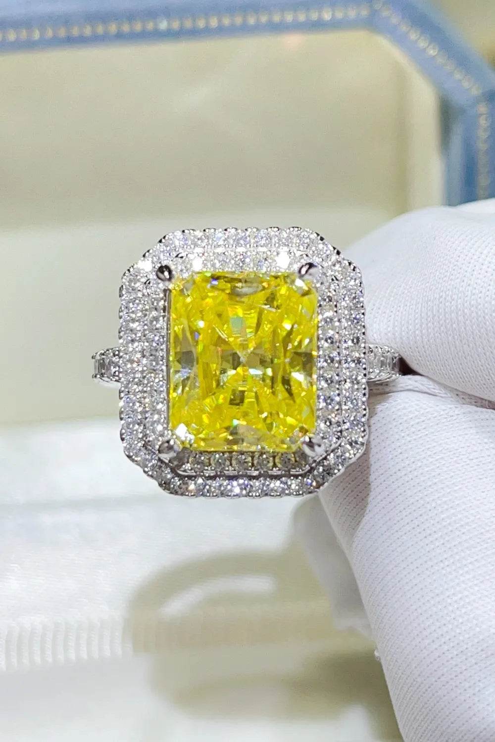 2 Carat Moissanite 925 Sterling Silver Ring - ELY VESSA LLC