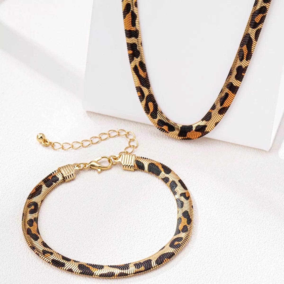 Chunky Leopard Necklace and Bracelet Jewelry Set - ELY VESSA LLC
