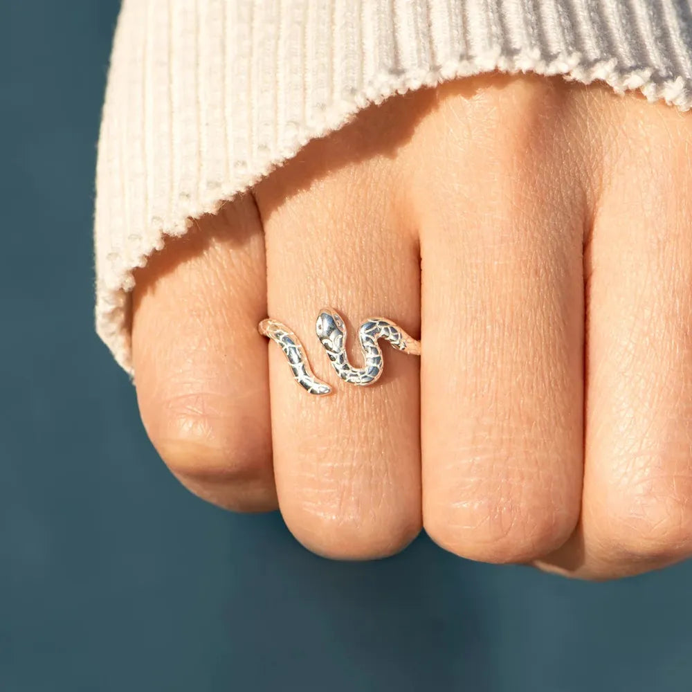 925 Sterling Silver Snake Ring - ELY VESSA LLC
