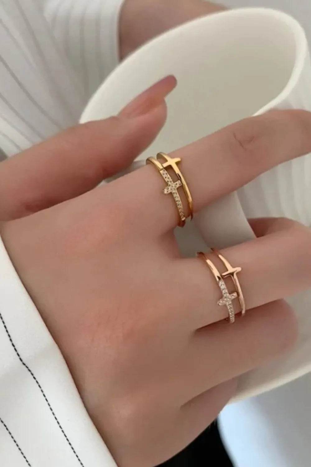 925 Sterling Silver Inland Zircon Cross Ring - ELY VESSA LLC