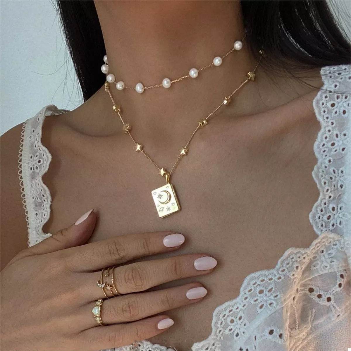 18K Gold-Plated Star Moon Zircon Lock Necklace - ELY VESSA LLC