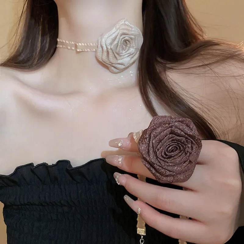 3D Rose Alloy Buckle Necklace - ELY VESSA LLC