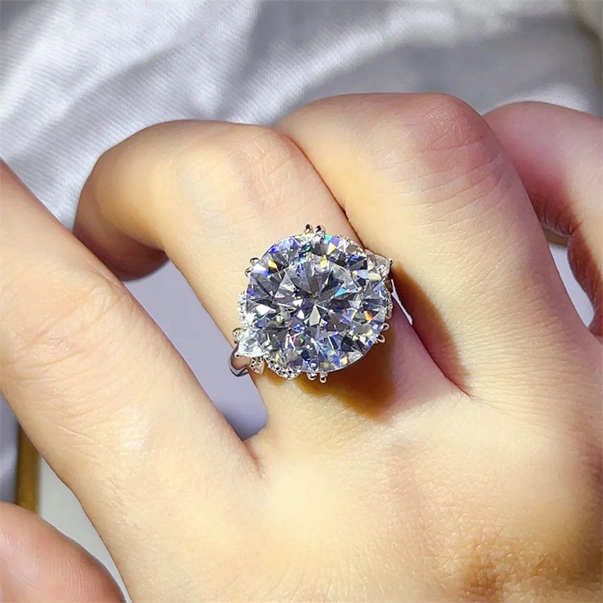 10 Carat Moissanite 925 Sterling Silver Ring - ELY VESSA LLC