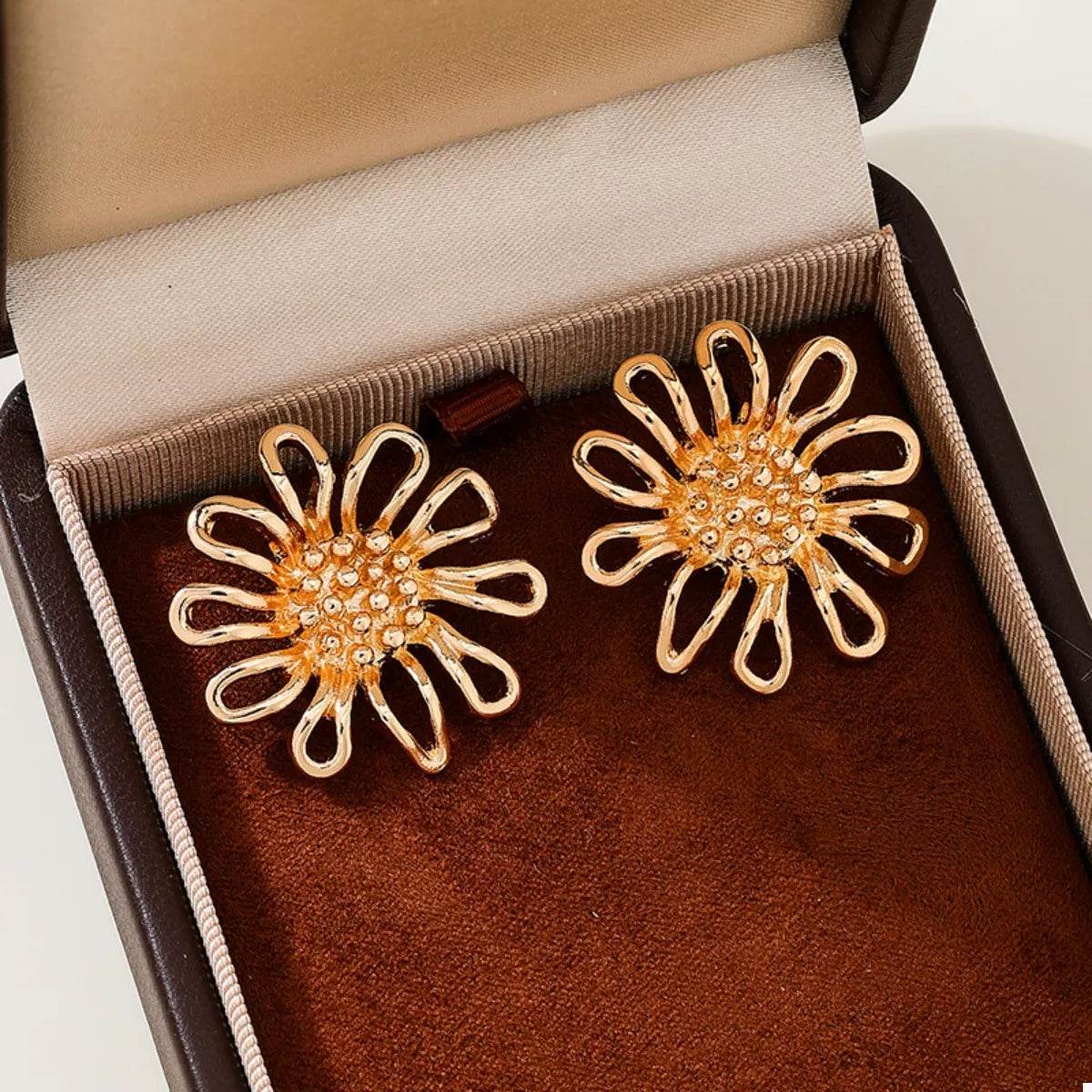 18K Gold-Plated Flower Stud Earrings - ELY VESSA LLC