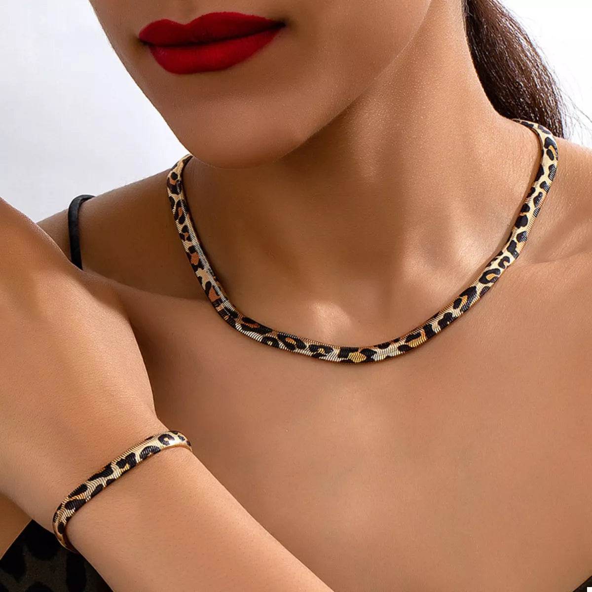 Chunky Leopard Necklace and Bracelet Jewelry Set - ELY VESSA LLC
