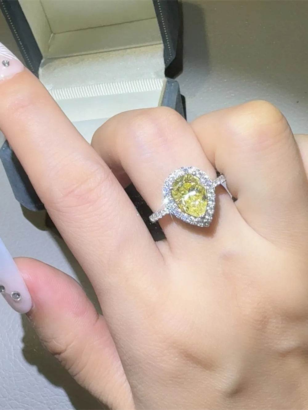 2 Carat Moissanite 925 Sterling Silver Teardrop Shape Ring - ELY VESSA LLC
