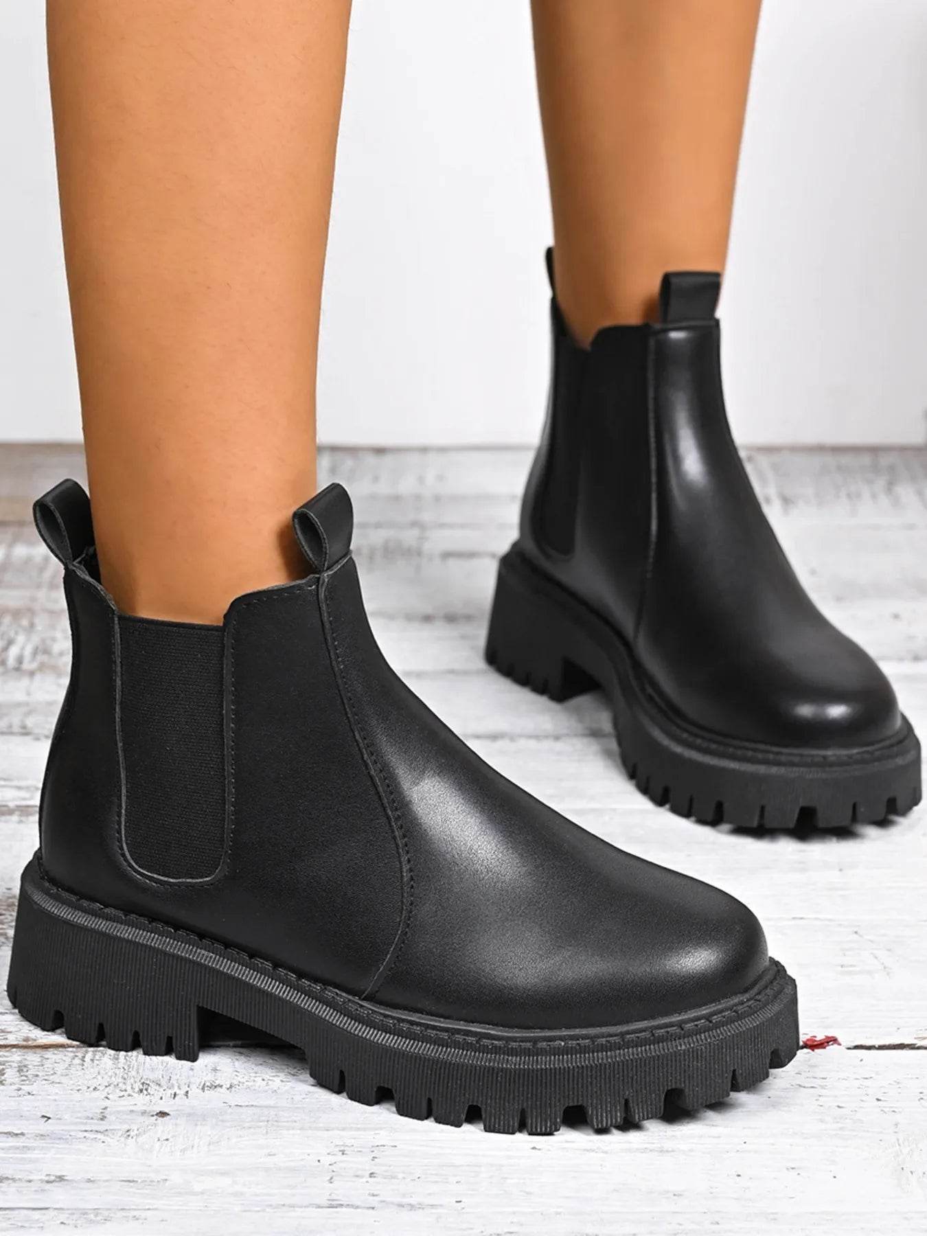 Round Toe Platform Boots - ELY VESSA LLC