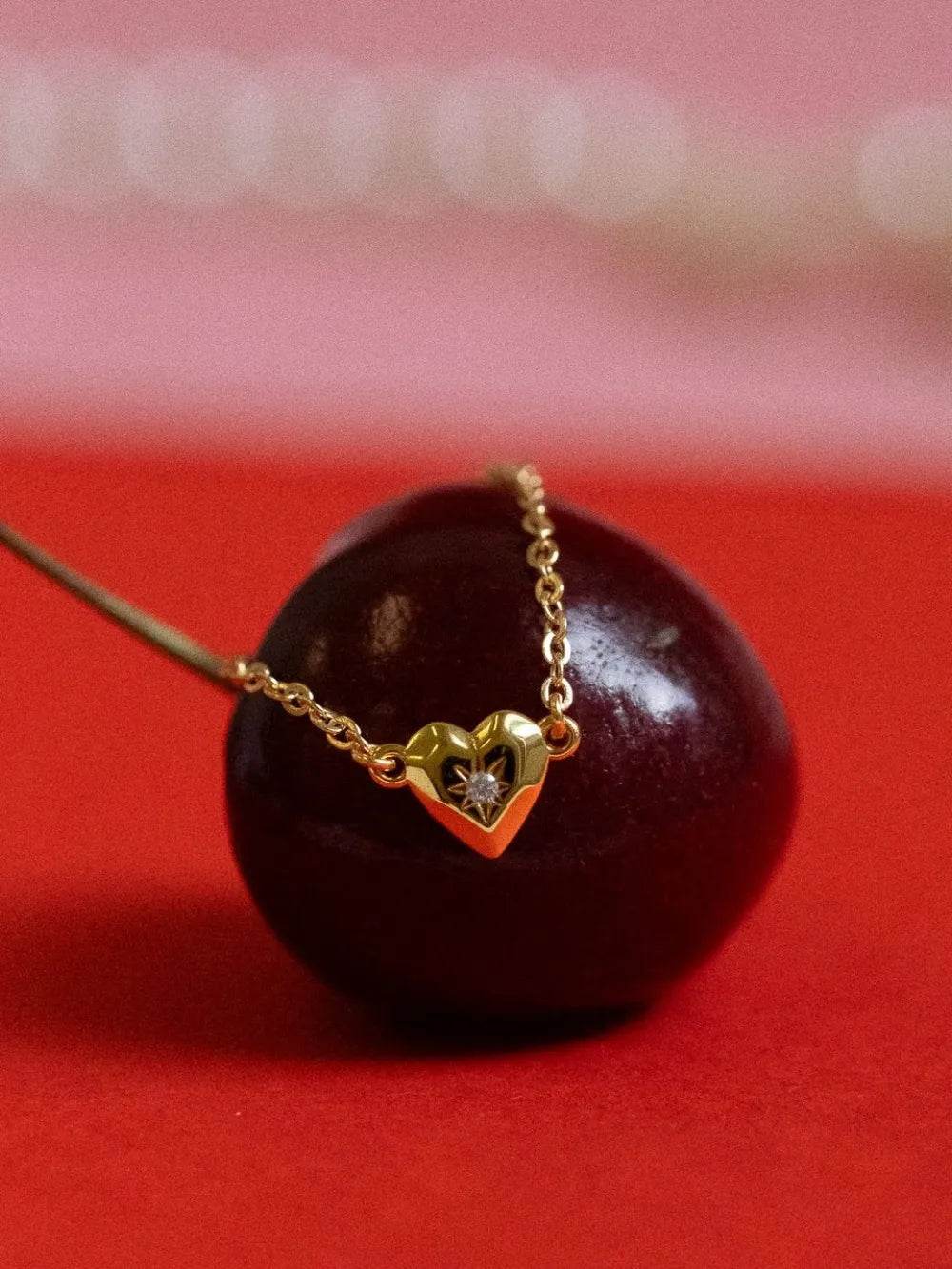 Zircon Heart Pendant Necklace - ELY VESSA LLC